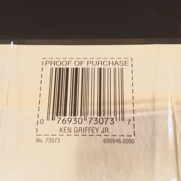 Starting Lineup - 2000 - Ken Griffey Jr - Starting Lineup Elite Series - Picture 3 of 3